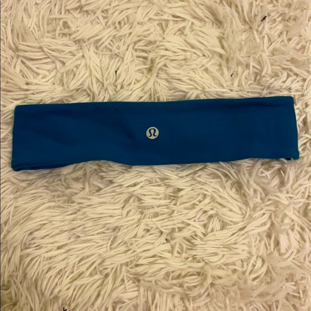 Blue Lululemon Fly away tamer Headband